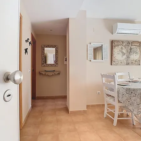 Playasol Montgo View Apartment, Appartement Dénia