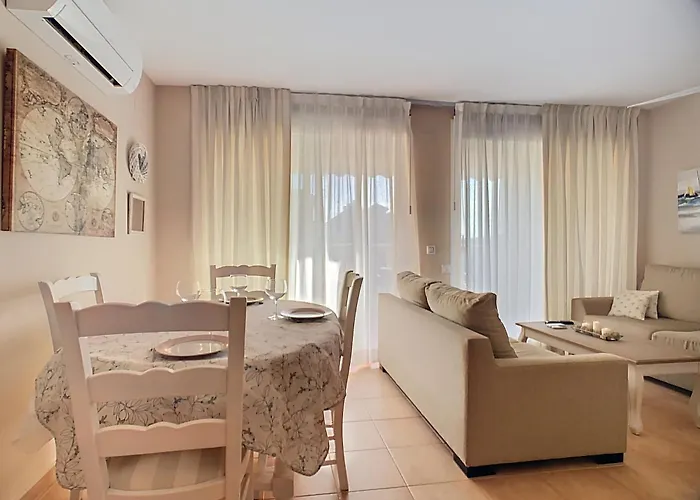 Playasol Montgo View Apartment, * Denia